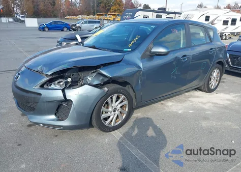 2013 Mazda Mazda3 I Touring z USA, uszkodzony, nr VIN JM1BL1L74D1711196